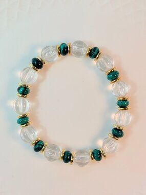 Malachite Quartz Gold Bracelet Elegant Green Crystal Jewelry